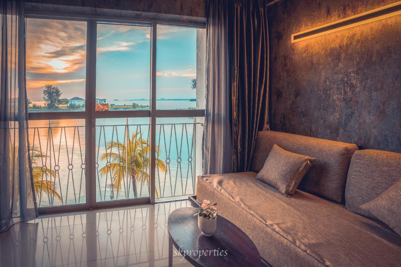 Seaview Suites At Admiral Bay Port Dickson Extérieur photo